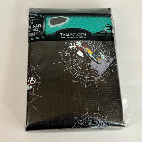 The Nightmare Before Christmas Black Tablecloth Jack Skellington Sally 60”x 102” - Picture 3 of 3